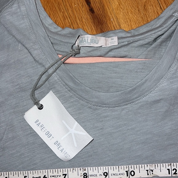 Sz M Barefoot Dreams Malibu Collection Pima Cotton slub Tank  P2P 18” - Picture 2 of 7